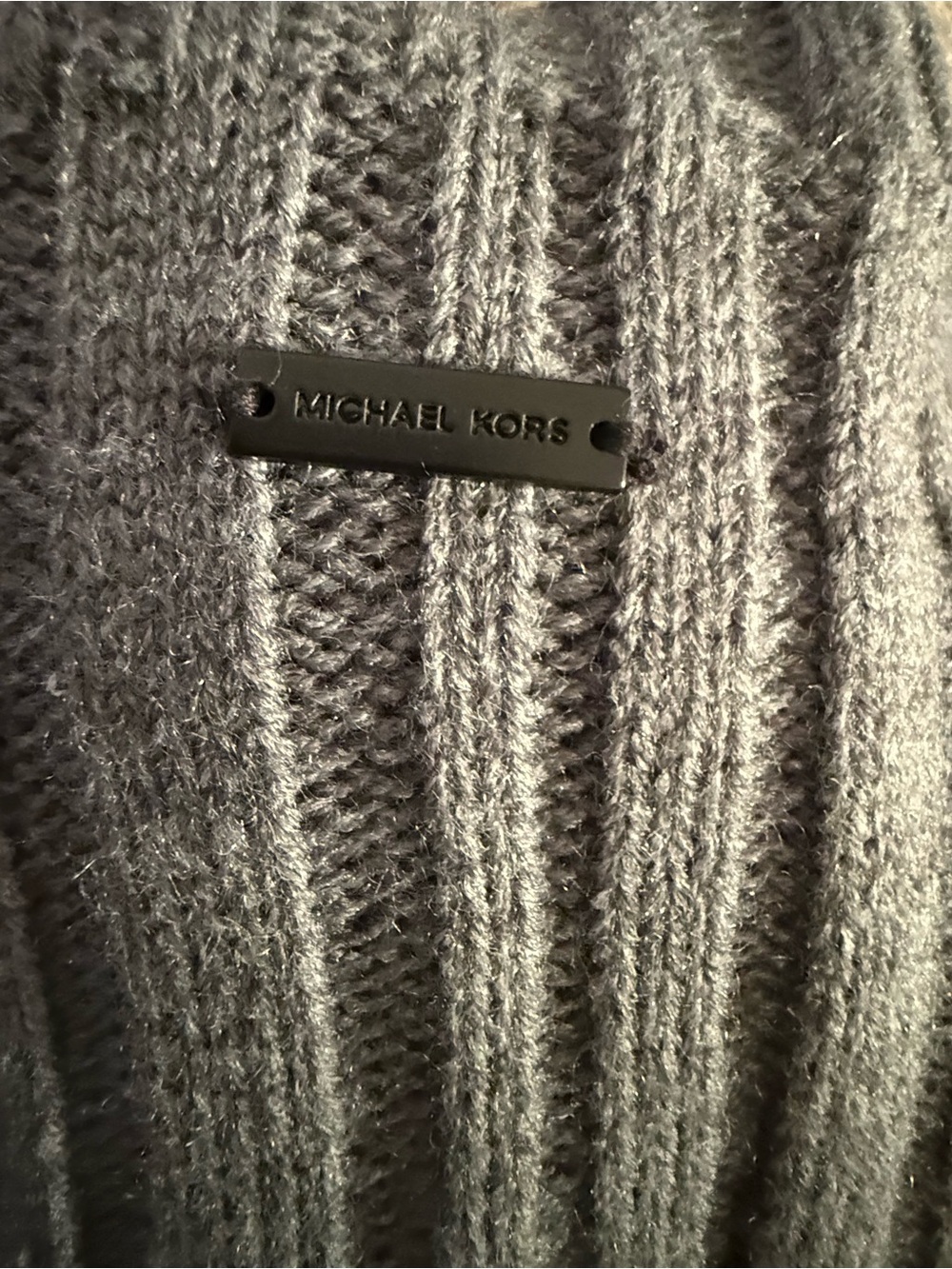 Michael Kors Cozy Cable Knit Neck Warmer - Gray - Picture 3 of 5